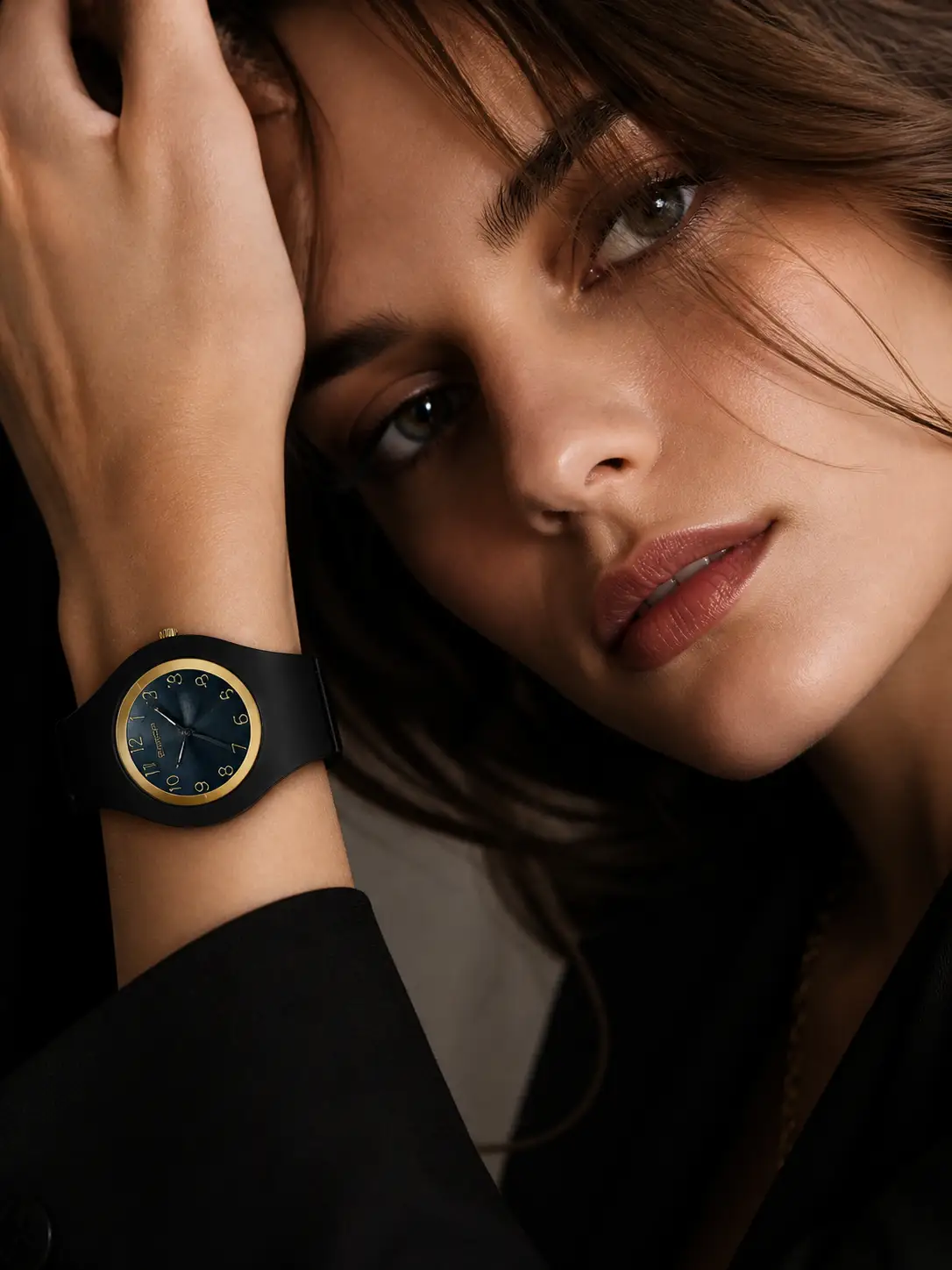 Watch Simple Luxury Quartz Silicone Strap Round Dial Exclusive by Adornity