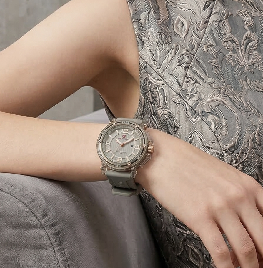 ساعة كوارتز نسائية - ساعة يد بقرص مضيء وسوار سيليكون مقاوم للماء