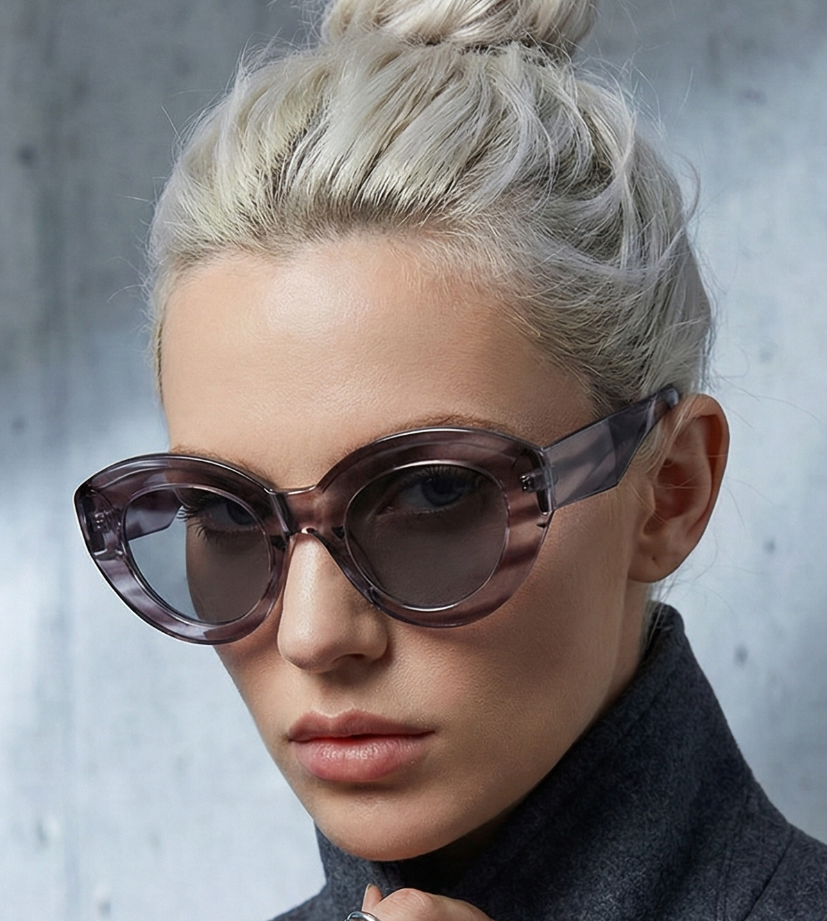 Oversized Sunglasses Women – Retro Thick Frame Cat Eye UV400 Protection Eyewear