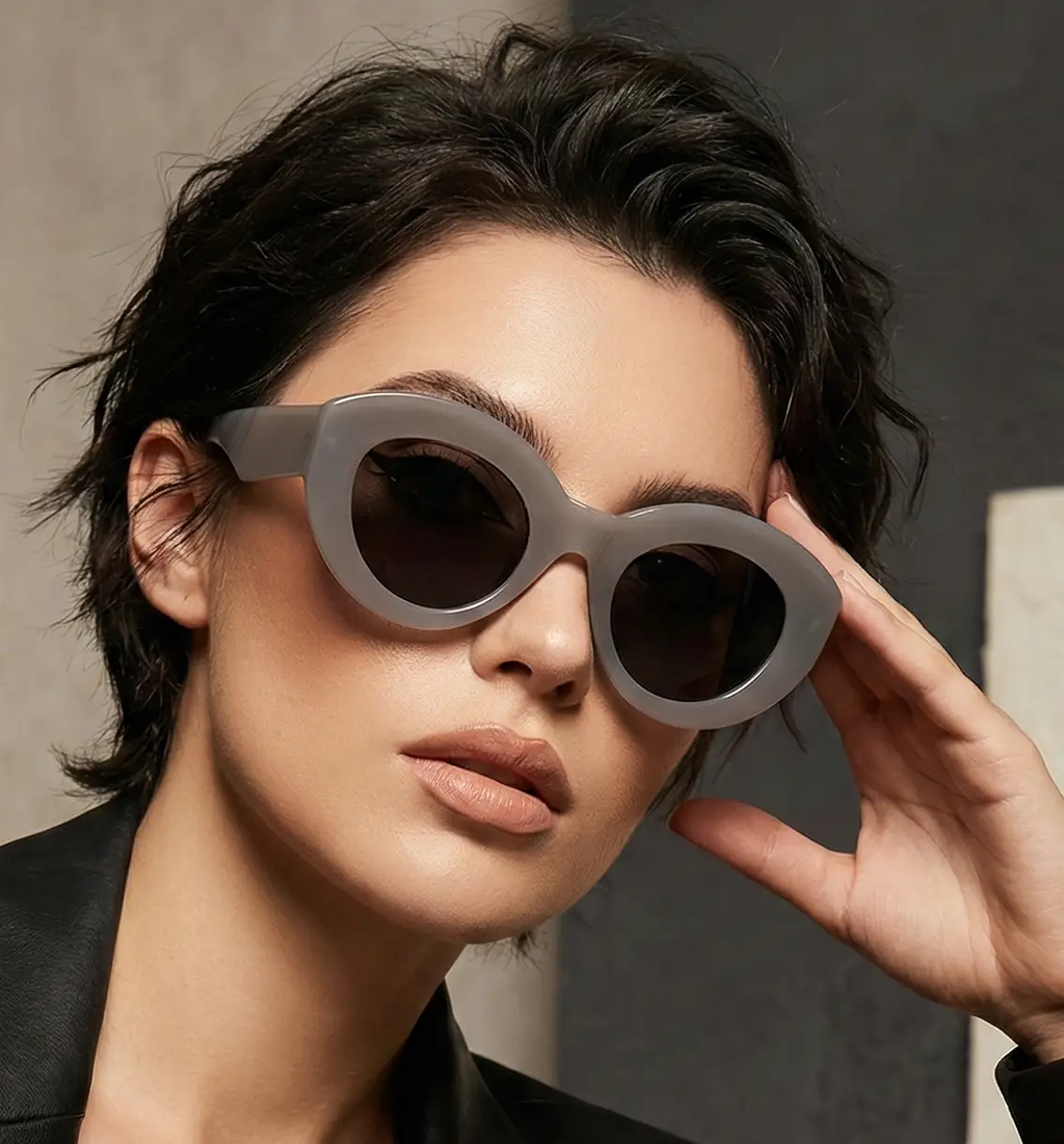 Oversized Sunglasses – Bold Cat-Eye Frame by Adornity