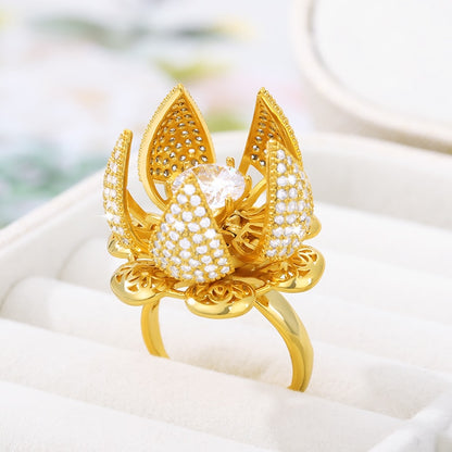 Elegant Flower Bud Zircon Ring