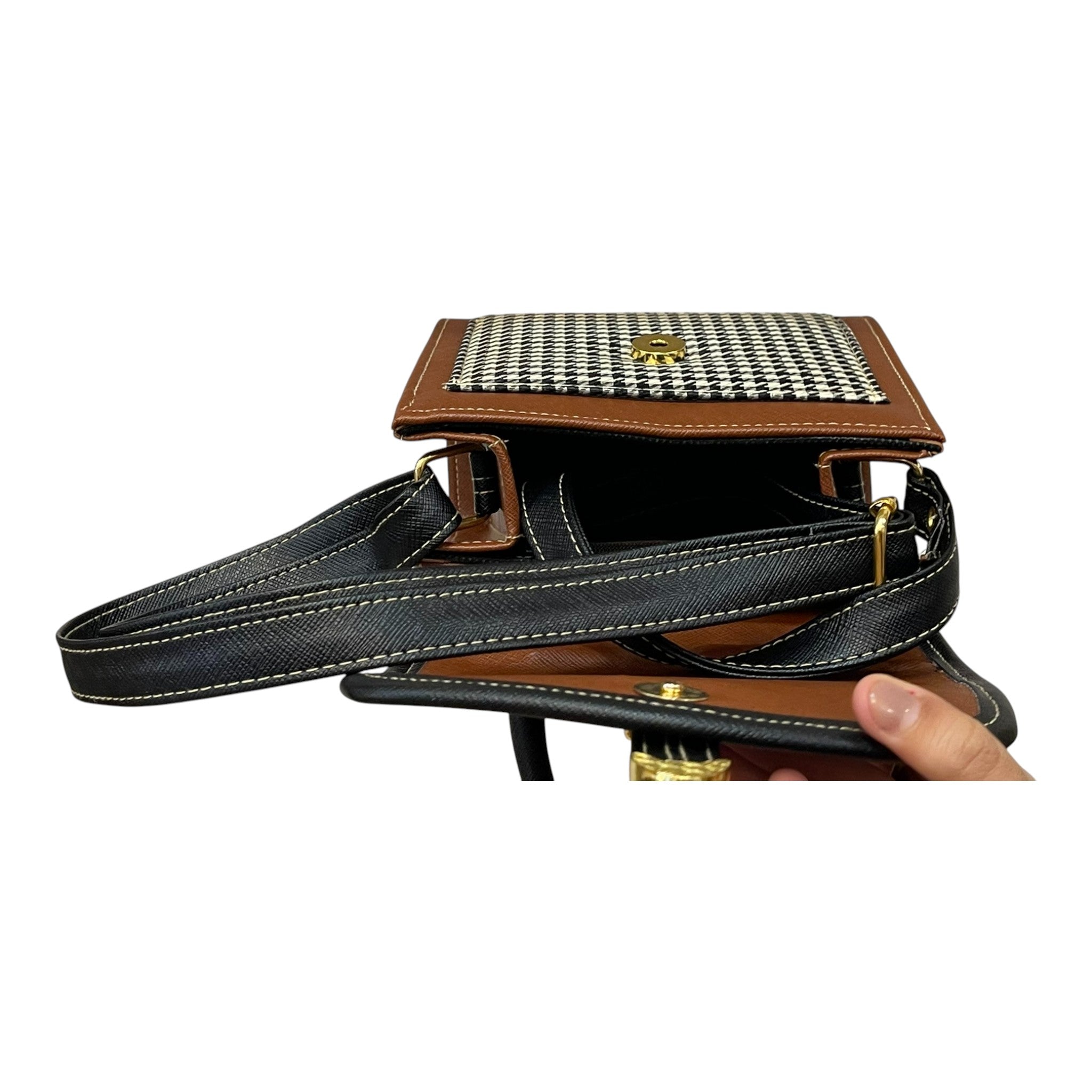 Handmade French Style Vegan Leather Handbag – Brown & Cream Top Handle Crossbody Bag with Gold Clasp (16x16x9 cm)