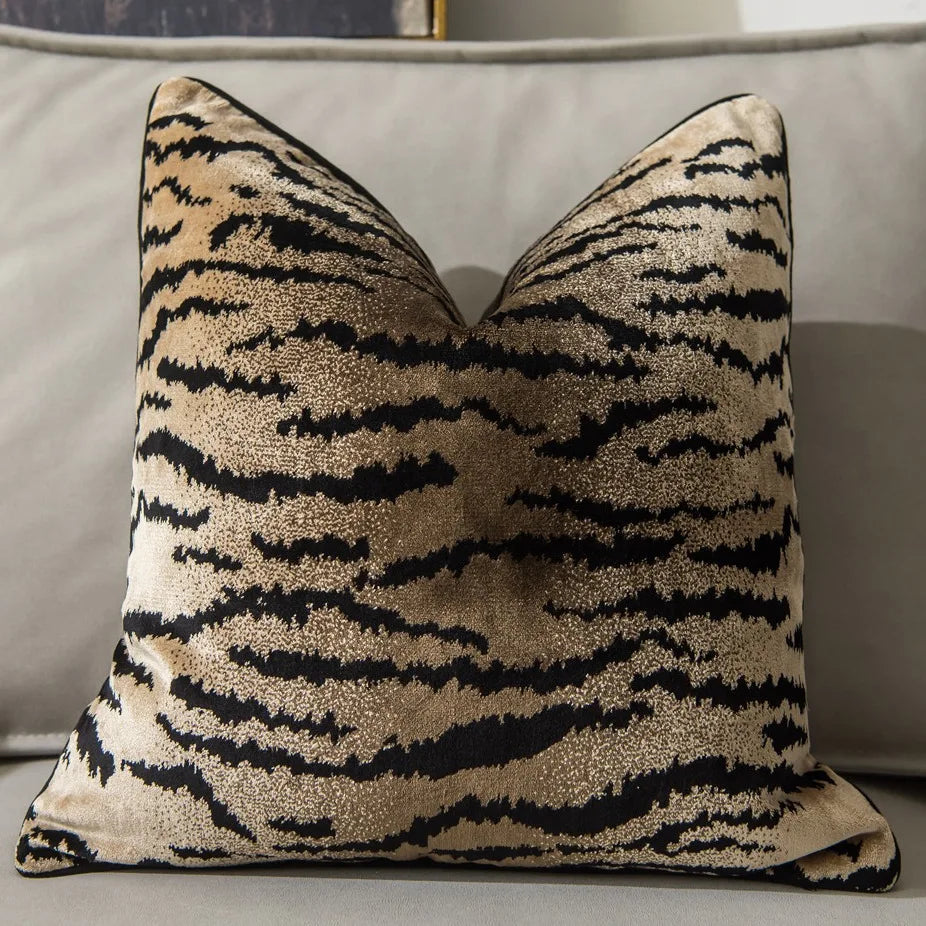 Luxury Tiger Pattern Cushion Cover Design High-end Leopard Flocked Velvet Pillow Cover Decorative Pillowcase for Livingroom