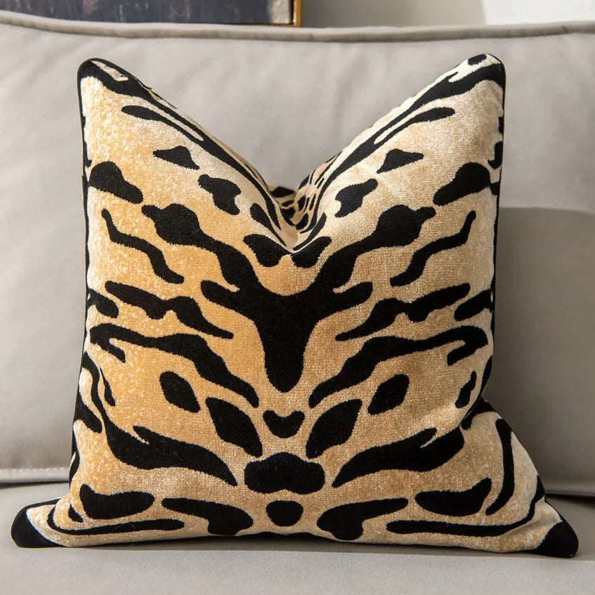 Luxury Tiger Pattern Cushion Cover Design High-end Leopard Flocked Velvet Pillow Cover Decorative Pillowcase for Livingroom