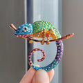 fashion rhinestone inlaid chameleon brooch