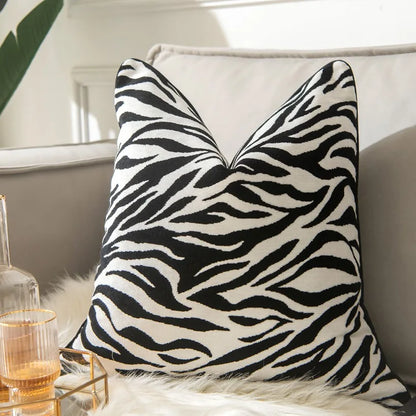 Luxury Tiger Pattern Cushion Cover Design High-end Leopard Flocked Velvet Pillow Cover Decorative Pillowcase for Livingroom