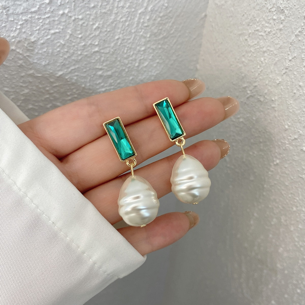 Elegant Geometric Rhinestone and Pearl Drop Earrings