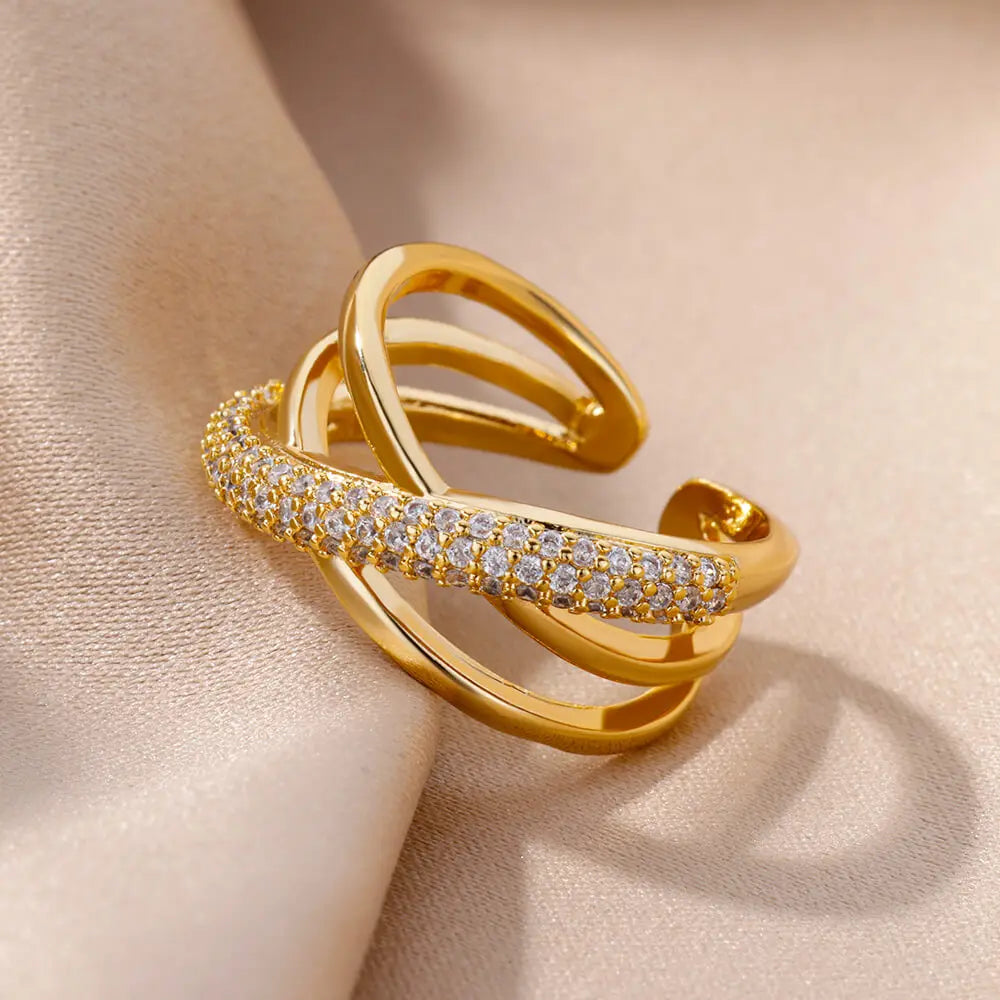 Gold Stainless Steel Hollow Out Ring with Crystal Zircon