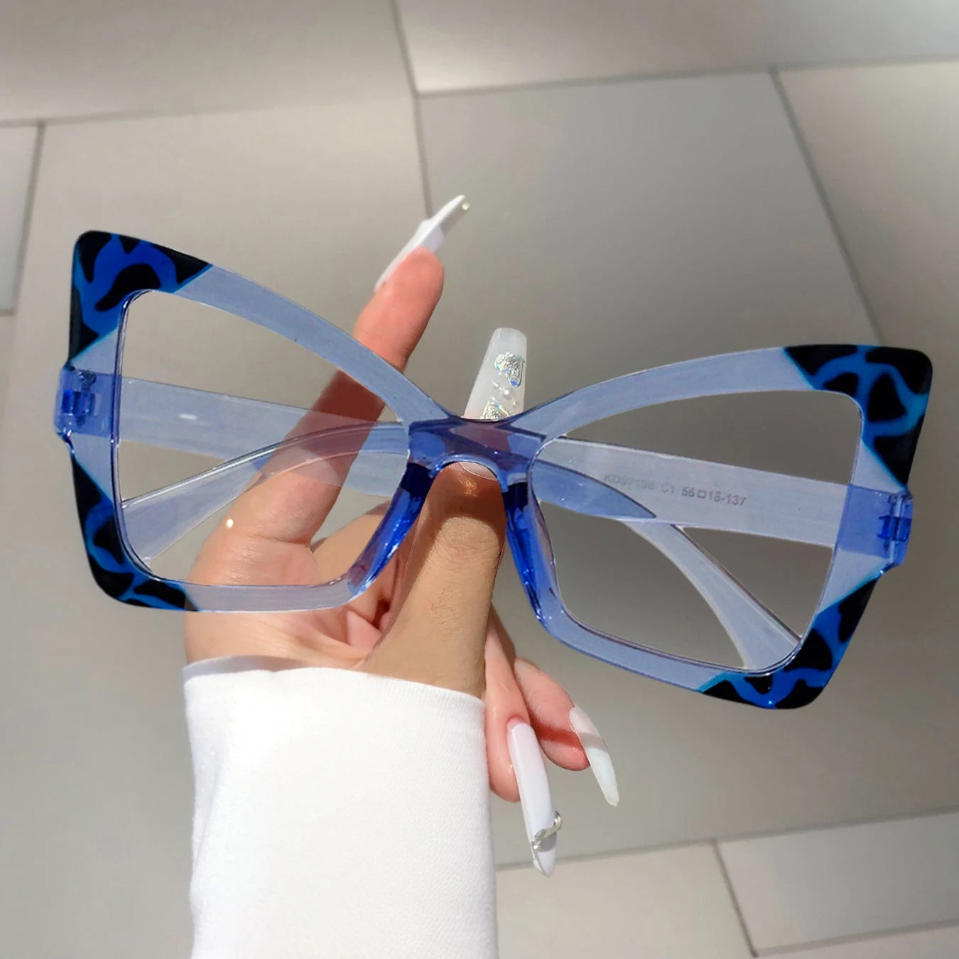 Oversized Cat Eye Glasses - Trendy Cat Eye Frames With Contrast Color Plastic Frame