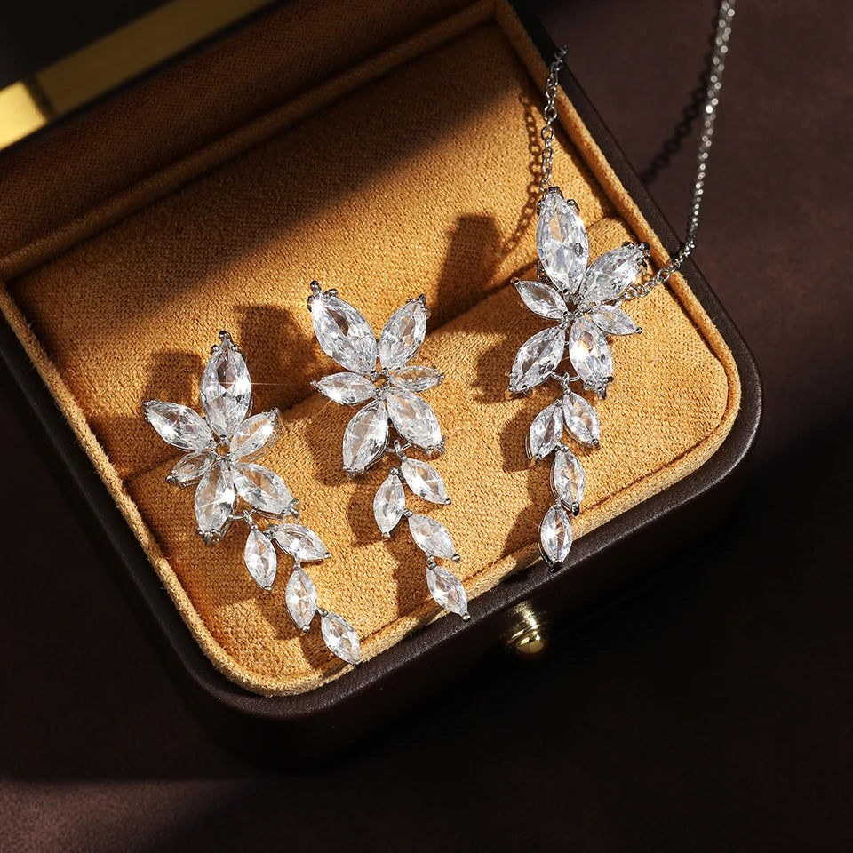 Classic AAA Zircon Leaf Tassel Earring Necklace Sets With Box