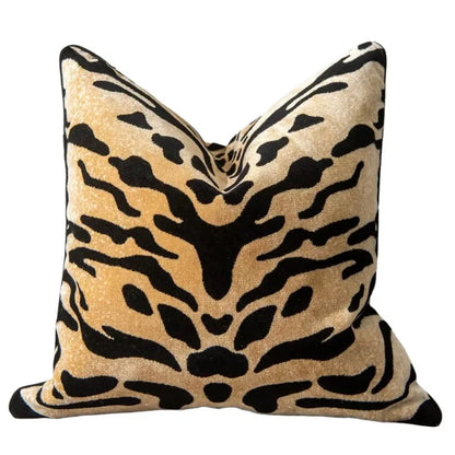 Luxury Tiger Pattern Cushion Cover Design High-end Leopard Flocked Velvet Pillow Cover Decorative Pillowcase for Livingroom