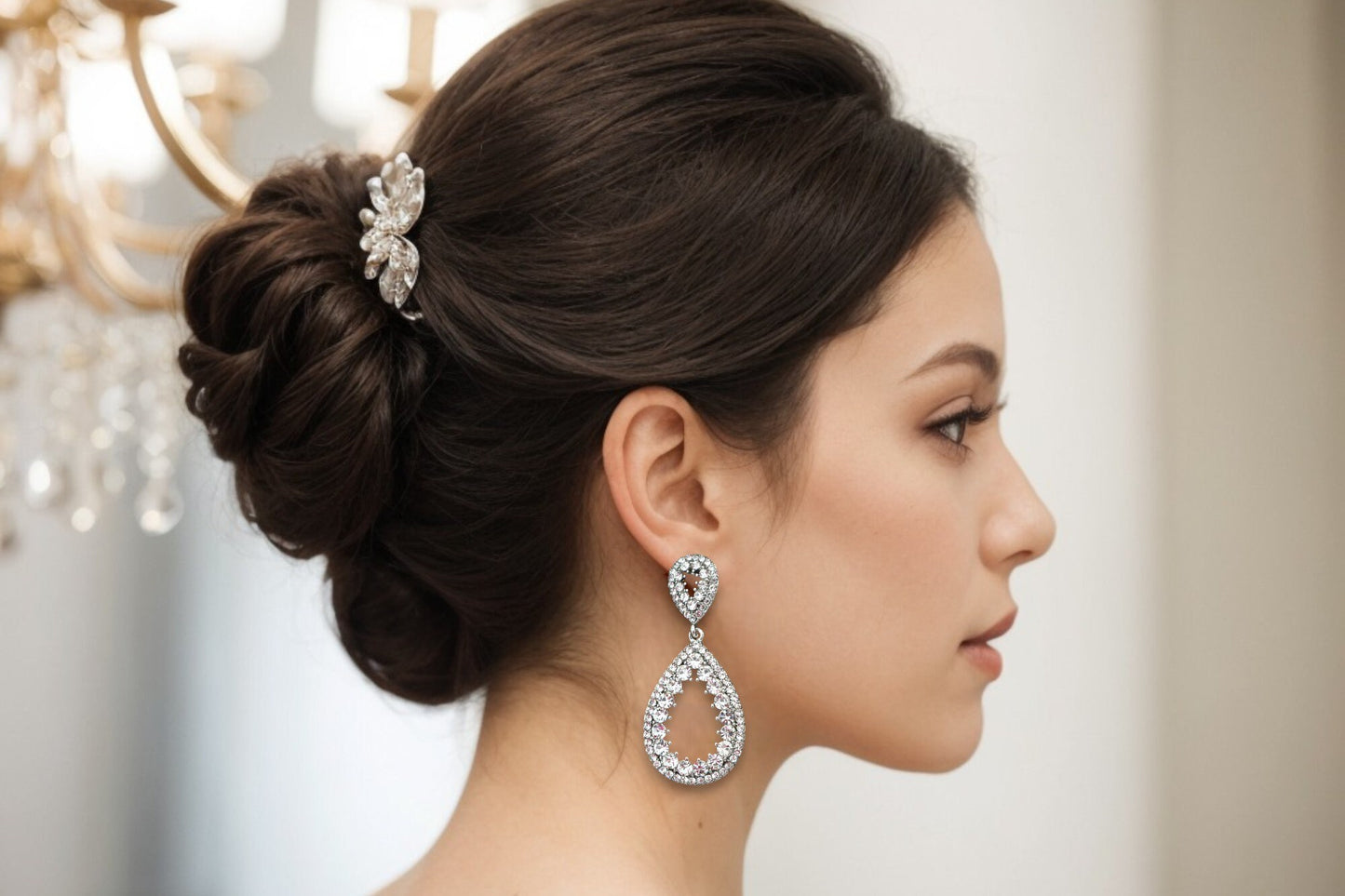 Chic Crystal Bridal Drop Earrings - Luxurious Wedding  Bridesmaid Jewelry